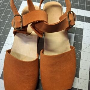 Stylish Orange Leather Mules